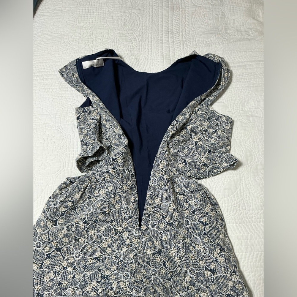 NWT Adelyn Rae Helena Embroidered cut-out jumpsuit in blue print Large - Picture 13 of 16